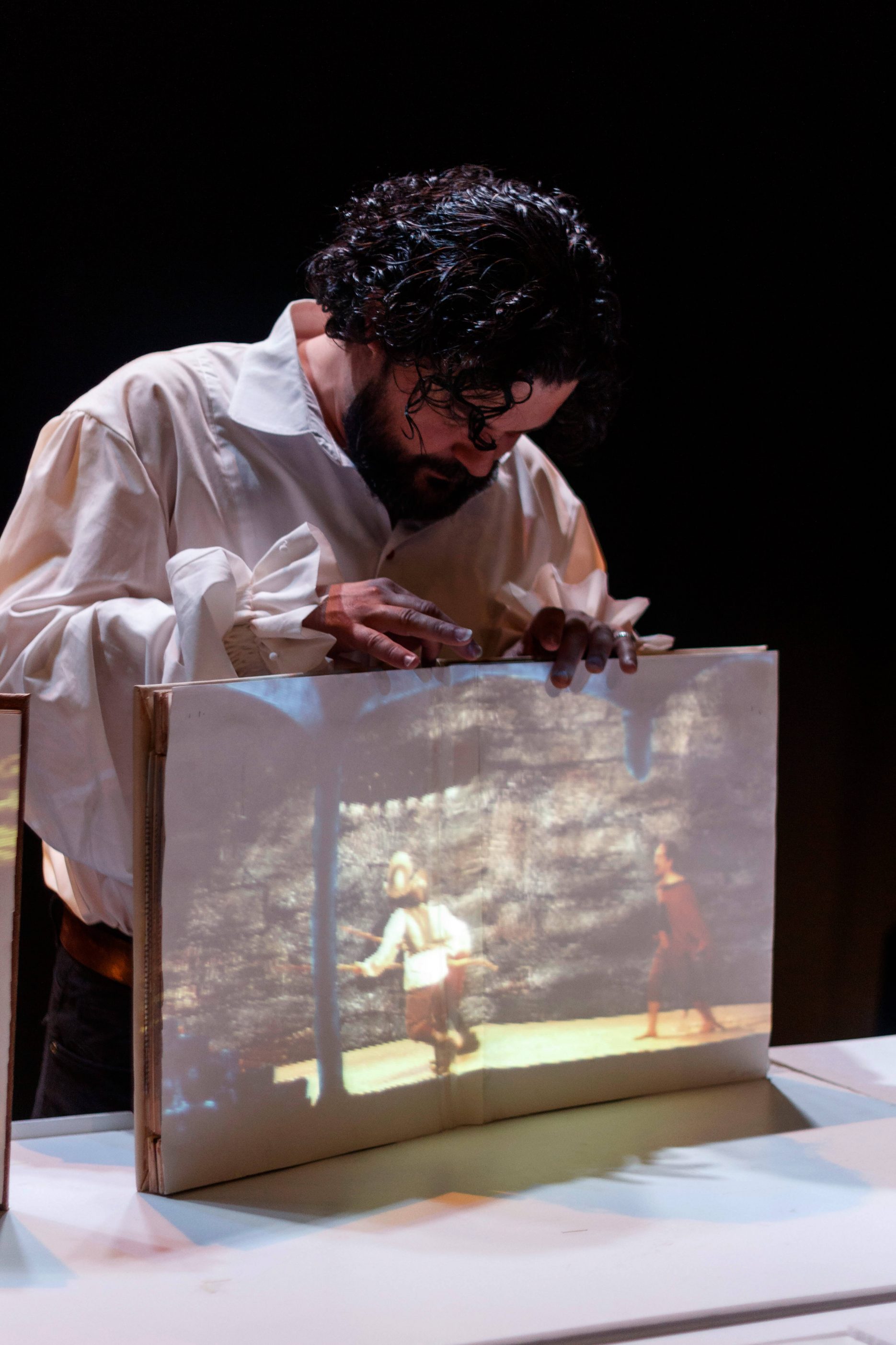 el actor Jaimer Soler durante la obra "Vida=Sueño".